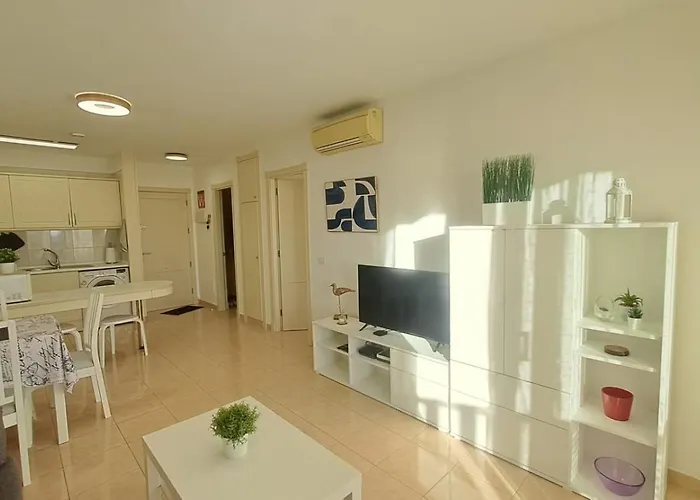 Olivia Playa La Arena