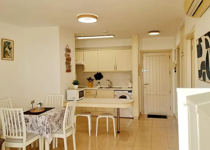 Olivia Playa La Arena