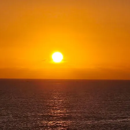 Olivia Playa La Arena