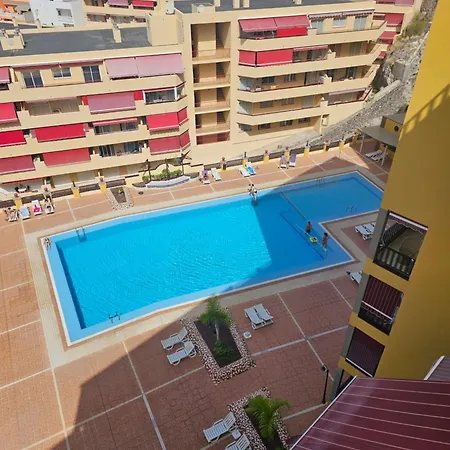 Olivia Playa La Arena Puerto de Santiago (Tenerife)