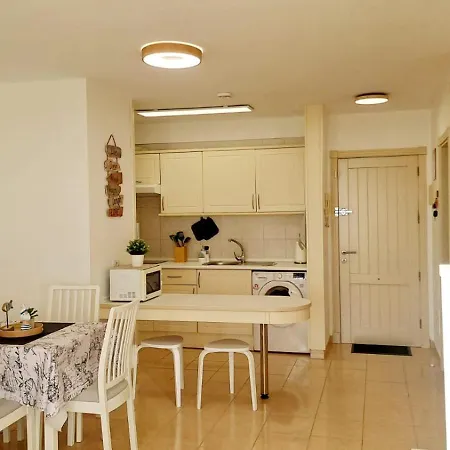 Olivia Playa La Arena